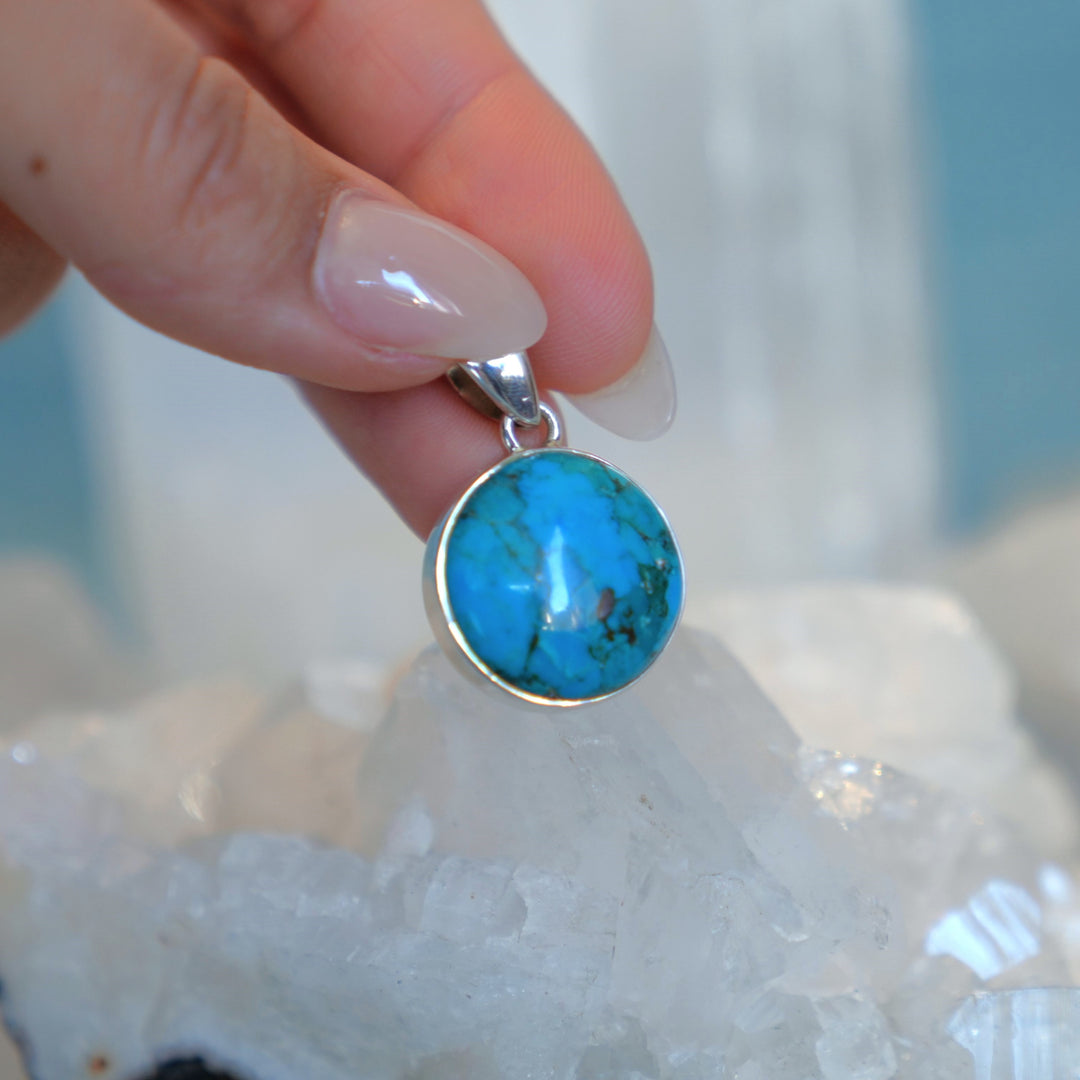 Sterling Silver Turquoise Pendant (Round)