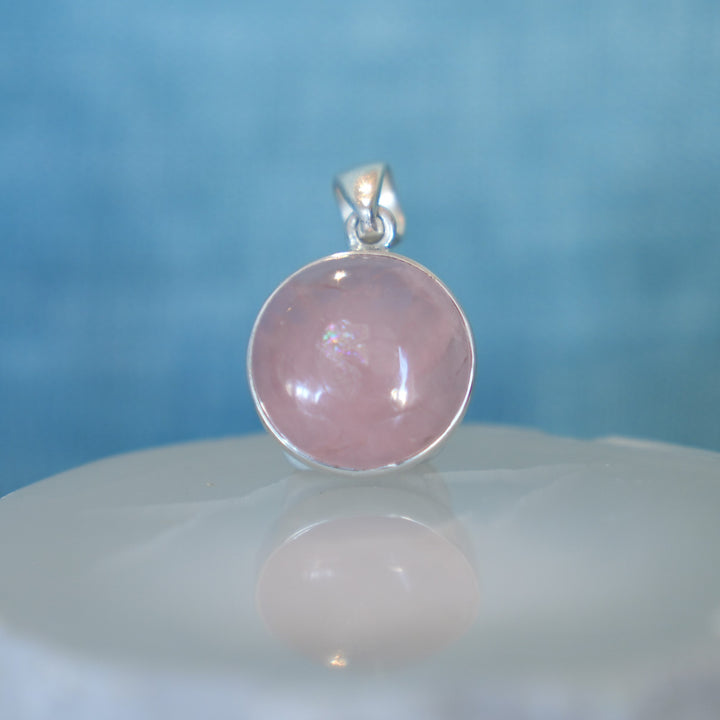 Sterling Silver Rose Quartz Pendant (Round)