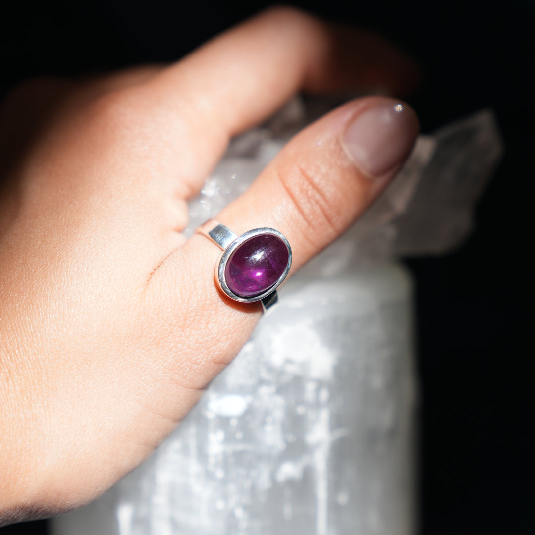 Amethyst Sterling Silver Ring (Medium)