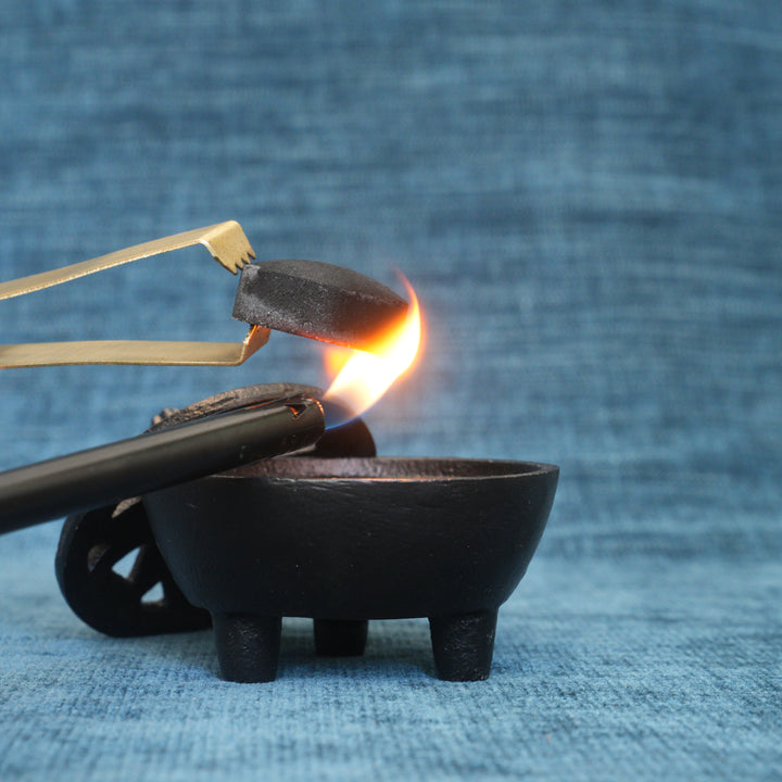 Cauldron w Lid Cast Iron Small 8cm